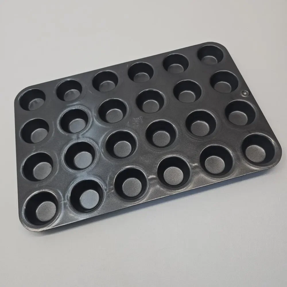 Pampered Chef Mini Muffin Cupcake Tart Pan 24 Hole #1606 Non Stick